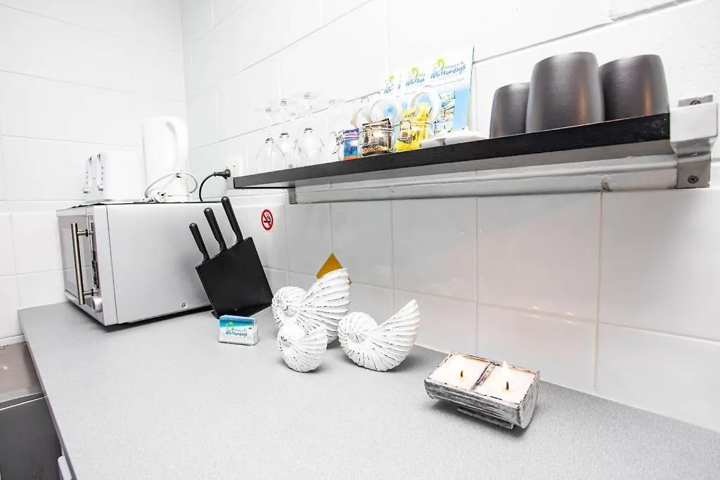 Airlie Sun & Sand Motel Accommodation #4 Airlie Beach