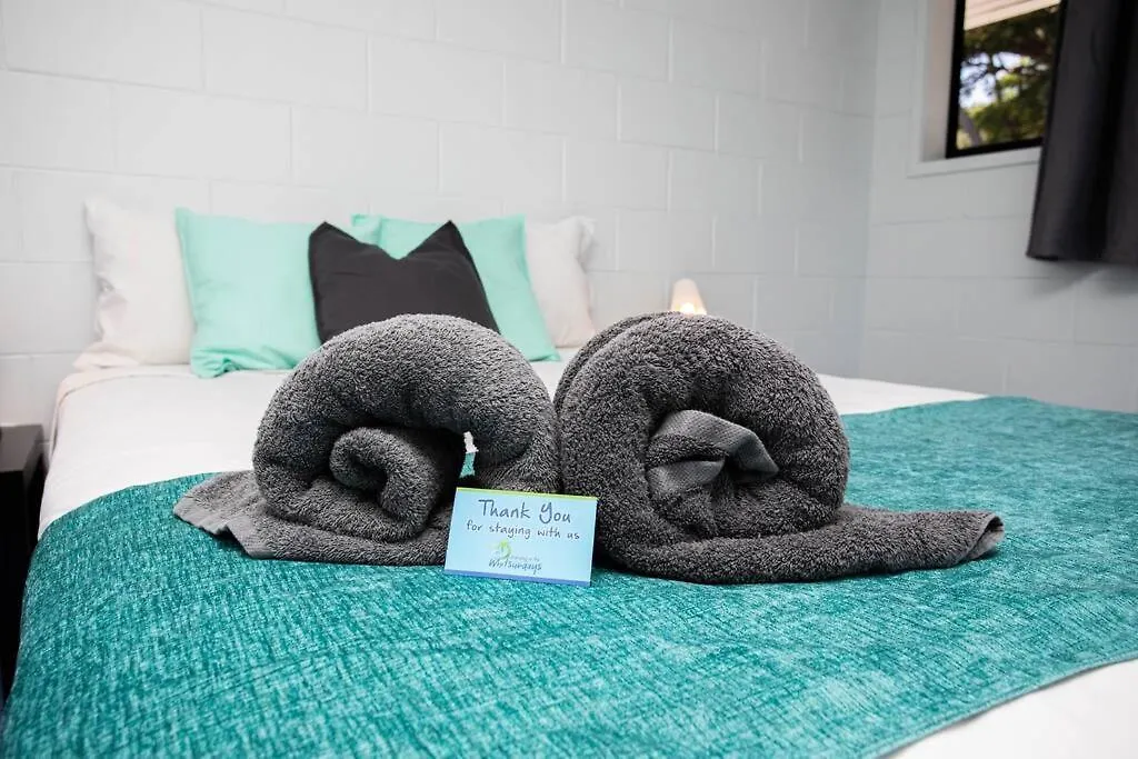 Airlie Sun & Sand Motel Accommodation #4 Airlie Beach Avustralya