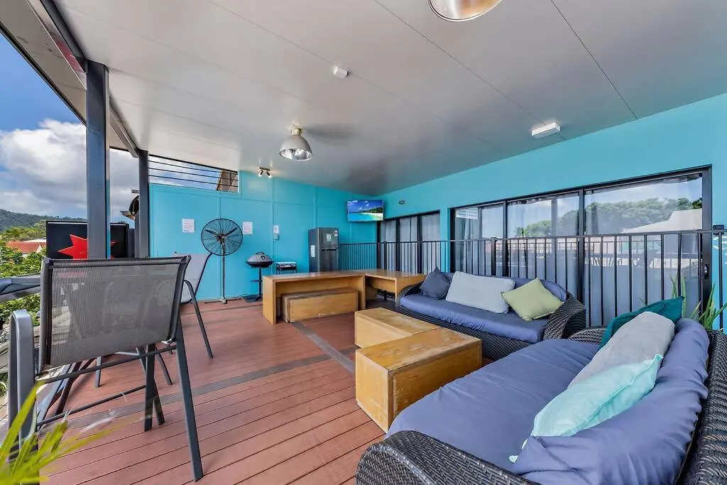 Airlie Sun & Sand Motel Accommodation #4 Airlie Beach Daire